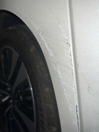 事故の傷の分析お願いします 他人に車を貸したら 傷がついていました ドライ Yahoo 知恵袋