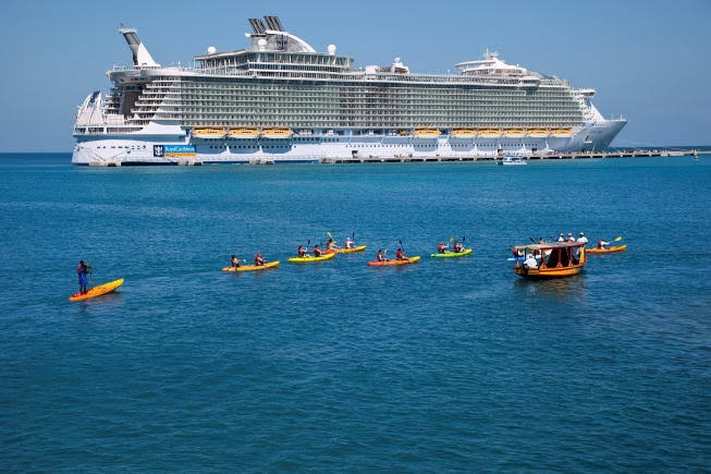 値下げ！豪華客船の舵〕 純正クーポン - vidaclube.com.br