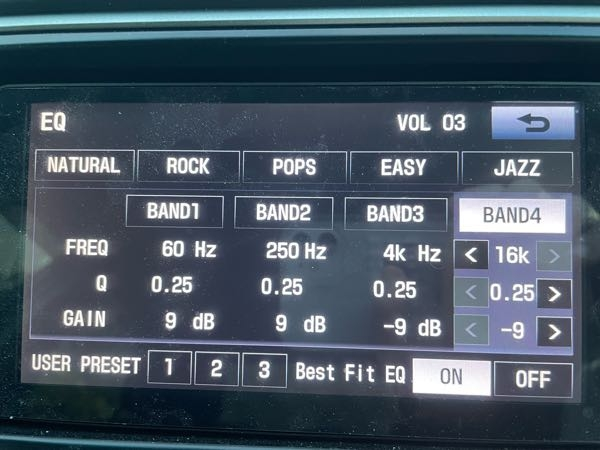 このナビでの最重低音のイコライザー設定を教えて下さい Yahoo 知恵袋