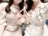 右の方のワンピースはどこのものか分かりますか 量産型ジャニオタジャニヲタ Yahoo 知恵袋