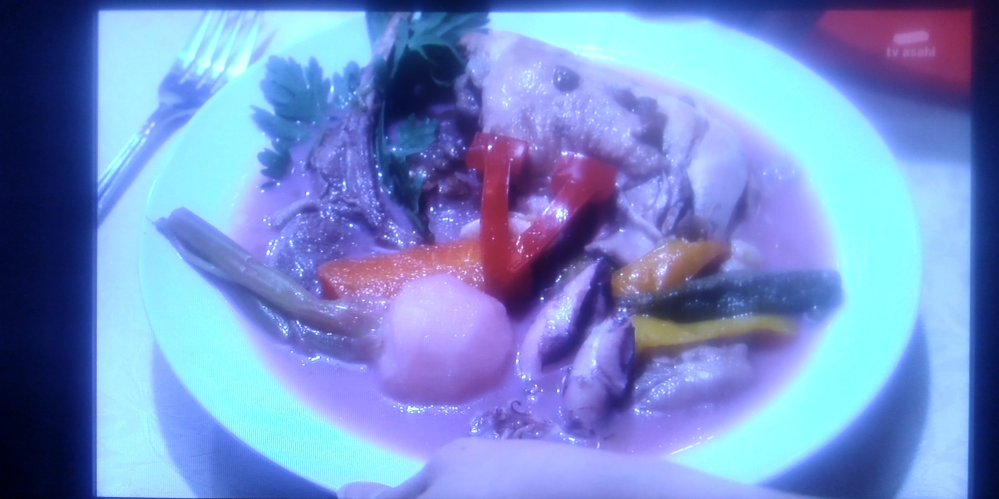 『相棒２１』 亀山 薫（演・寺脇康文さん）の妻の亀山美和子（演・鈴木砂羽さん）が作る謎のピンク色の料理「美和子スペシャル」はまたお目にかかることはあるのでしょうか？