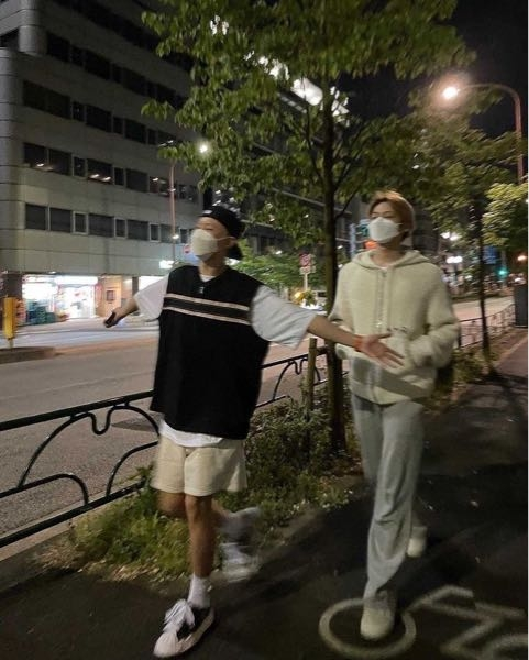 seventeenのジュンとホシが東京の街を歩いている写真ってどこにありますか？ これの高画質のやつです！発信元知りたいです！
