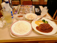 先日知り合いが佐世保市に行った時のランチメニューの画像です 自力で店舗を探 Yahoo 知恵袋