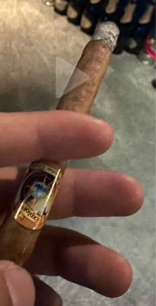 このタバコなんですか ドライシガーのエクスプローラーでしょうかフレー Yahoo 知恵袋