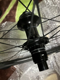 カーボンホイールrovalclxdisc32のsram12速フリーボディを