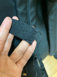 リュックの紐の端っこがこのようにほつれてしまいました。なにか