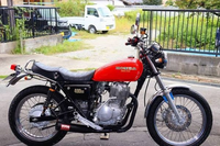 cb400ssにcb400fのタンクってつけれますか？つけたいので