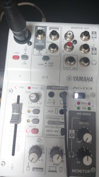 YAMAHAのAG03とAT2035を使っているのですが入力される音声が小