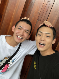 この方々の坊主は何ミリですか？
高校生なのですが、今度人生初めての坊主にすることを考えており、参考にできればと思っております。 