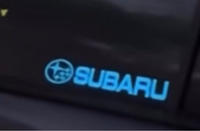 画像のような
車のガラスにLEDでSUBARUのロゴなどをやるやつを探しています
わかる方教えてください 