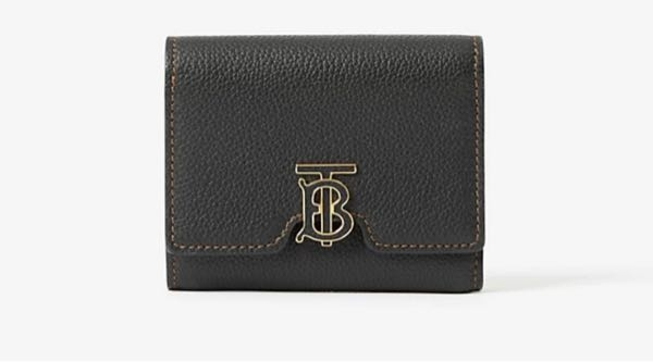 彼氏の誕生日(24歳になります) Burberryの財布をあげようと思うのですがこのデザインどう思いますか？ またハイブランドで長持ちするのがあれば教えてください！