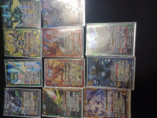 バトスピ、バトルスピリッツって今始めるには遅いでしょうか？ 昨日コンビニにバトルスピリッツのパックがあったので懐かしさもあって10パック程度買ってみました。いくつか光り物も出たのでせっかくだから初めて見たいとも思いましたが、ネットではあまりいい評価されていませんでした。皆さんはどう思いますか？ また、このカードを使ってデッキを組むならどんなデッキが1番いいでしょうか？