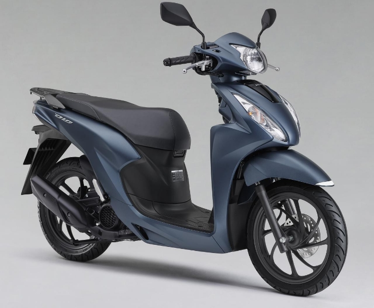 なぜホンダのカブとＰＣＸとＣＢ１２５Ｒのエンジンは共通化しないのですか。 ・・・・・・・・・・・・・・・・・・・・・・・・・・・・・・・・・・・ 例えばホンダのＮ‐ＶＡＮとＮ‐ＯＮＥとＮ‐ＷＧＮとＮ‐ＢＯＸの６６０㏄のエンジンは共通ですが。 例えはダイハツでもハイゼットとミライースとコペンの６６０㏄は基本的に共通ですが。 よく分からないのですが。 ヤマハもスズキもですが。 なぜホンダのカブとＰＣＸとＣＢ１２５Ｒのエンジンは共通化しないのですか。 同じ１２５㏄なら共通化したほうがコストダウンになるのでは。 と質問したら。 ＰＣＸはＣＶＴだからＭＴのＣＢ１２５Ｒとの共通化は無理。 という回答がありそうですが。 ですがＣＶＴのミライースとＭＴのコペンの違いはターボだけでエンジンは共通ですが。 と質問したら。 カブは業務向け。ＣＢ１２５Ｒはスポーツ向け。 という回答がありそうですが。 ハイゼツトは業務向け。コペンはターボでスポーツ向けでエンジンは共通なのでは。 それはそれとして。 軽自動車のエンジンは商用車も大衆車もスポーツカーもＣＶＴやＭＴやターボで違いを出しながらも基本的に共通ですが。 なぜ１２５㏄の商用バイクとスクーターとスポーツも共通のエンジンに統一しないのですか。 軽自動車みたいに共通化したらコストダウンになっていいと思うのですが。 余談ですが。 なぜバイクて車種ごとに専用エンジンにしたがるのですか。 無駄にコストをかけても意味がないと思うのですが。
