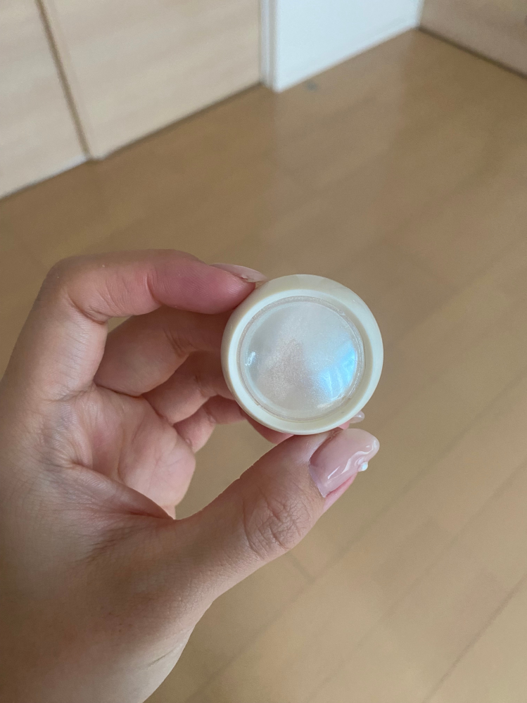 ネイル工房さんで買ったこれどうやって開けますか？