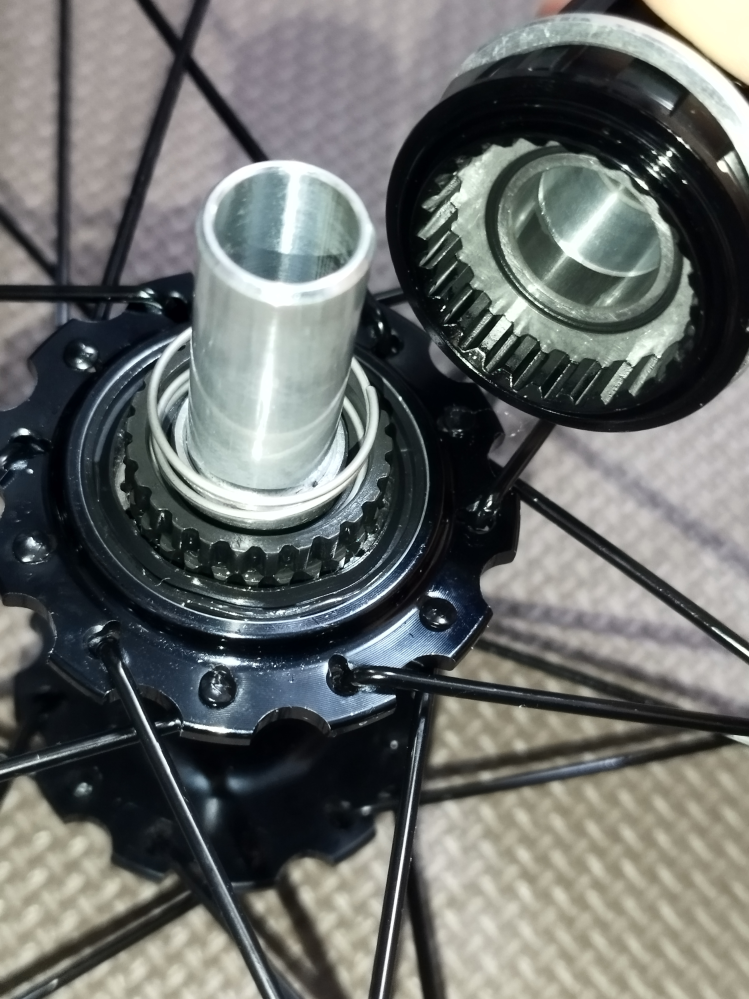 爆音ラチェット 中華ホイール sddefault.jpg