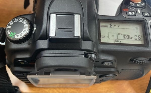 NikonのD80のシャッターを切るとErrの表示がでてシャッターは NikonのD80のシャッターを切るとErrの表示がでてシャッターは