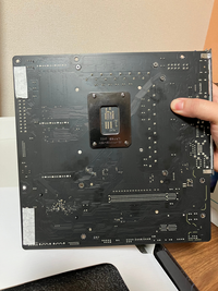 自作PC初心者です。駿河屋で購入したマザーボードについてです 