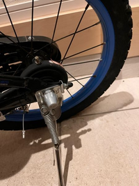 魅力的な価格 子ども用の16インチの自転車を譲っていただいたのですが、補助輪 自転車本体