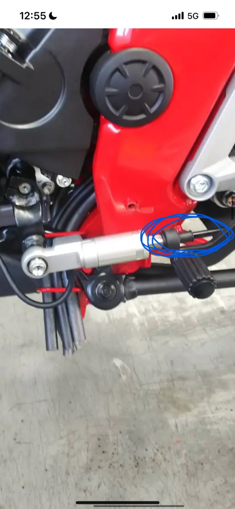 CBR250RRにベビーフェイスのクイックシフター対応バックステ