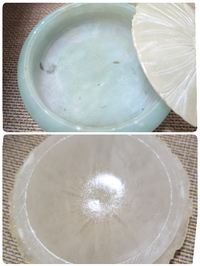 何かの石であろうもので作られたジュエリー入れなんですが、薄い水色の 
