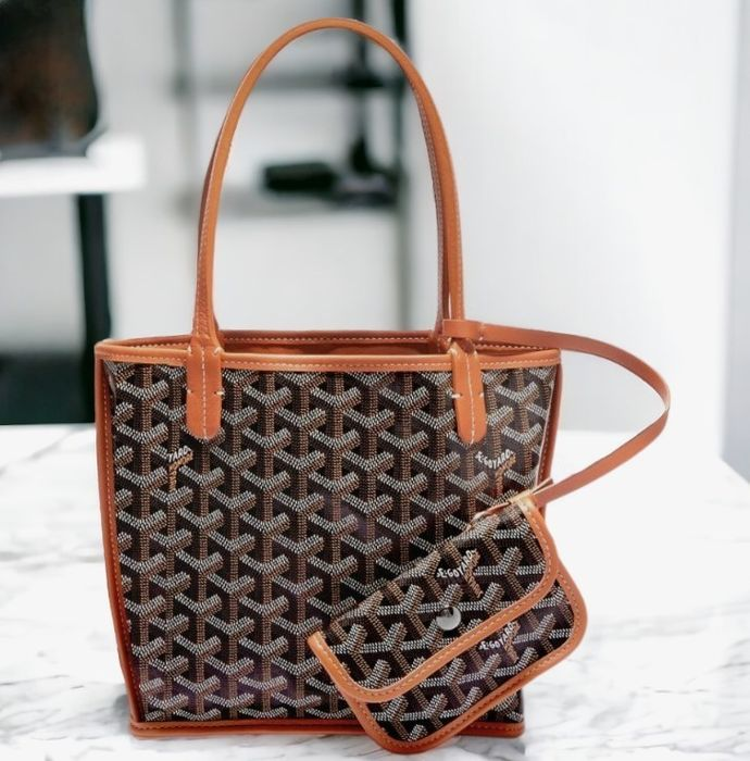 GOYARD/ゴヤールのバッグはルイヴィトンやシャネルと違って希