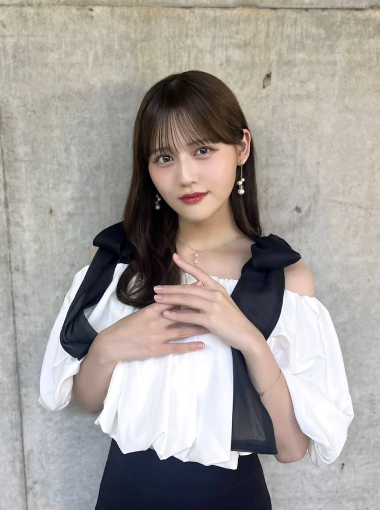 LOVE 髙松瞳 生写真 直筆 とくベチュ MV衣装 ヨリ（LOVE