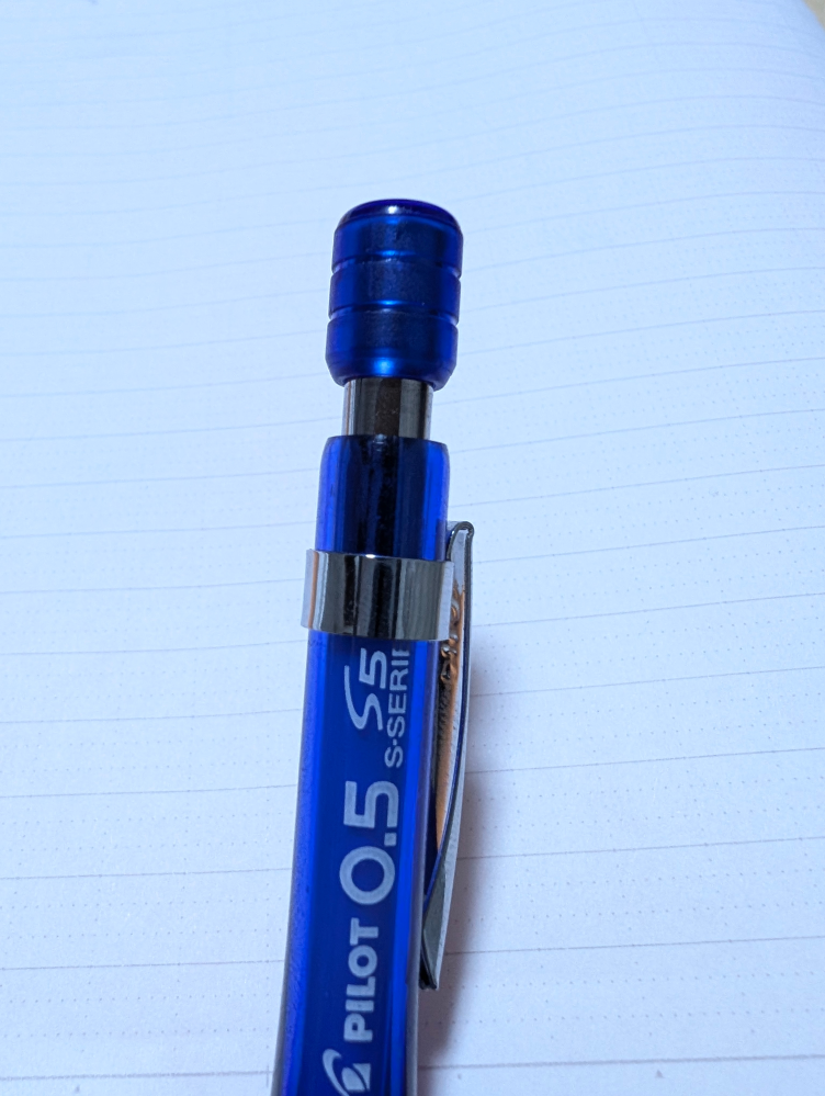 Y S20 ノックボタン同材 パイロットのS20なのですが、HBのシャー芯を