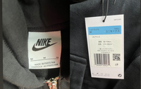 STUSSYNIKEのジップパーカーを購入したのですがこちらは正