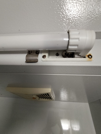 助けて、電信柱くらいの高さの蛍光灯交換