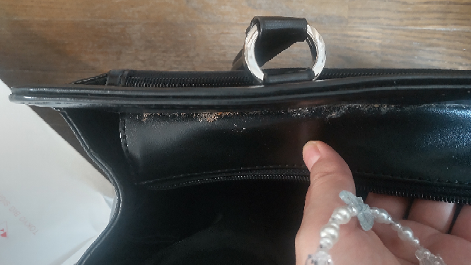 メルカリで受け取り評価のコメントが無言なら、どんな感情が湧きますか