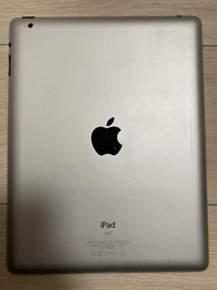 亡くなった弟のiPadの充電器を買いたいんですが、このiPadはシリーズは... - Yahoo!知恵袋