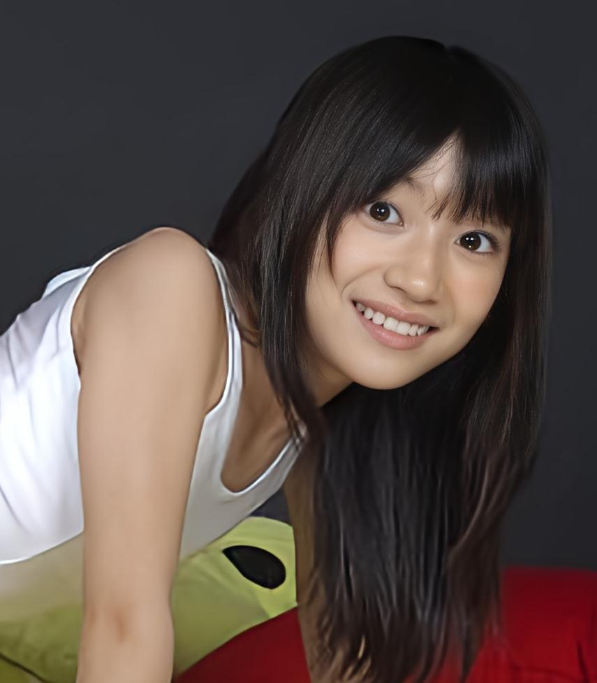 ジュニアアイドル 筒井麦 水着 