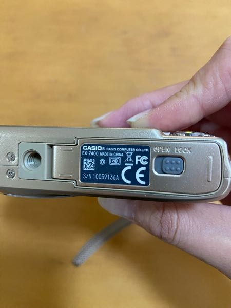 CASIO EXILIM EX-Z400 12.1メガピクセル 美品】CASIO EXILIM EX-Z400 ゴールド 12.1メガピクセル - メルカリ
