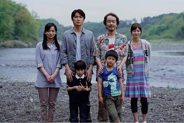 【邦画】福山雅治主演映画「そして父になる」の冒頭を見逃してしまいました。 子供が取り違えられたことは、なぜ分かったのでしょうか？？