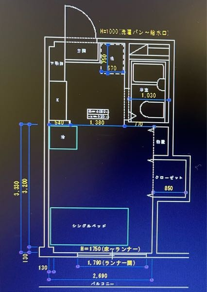 この間取りのレイアウトを考えてくれませんか？冷蔵庫とベッドは仮で 