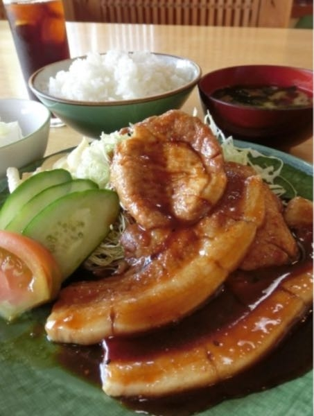 この焼肉定食の、タレって何でできてると思いますか？