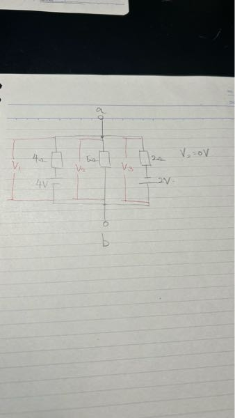添付した並列回路に関して質問です。見にくく、申し訳ないです。 左から順にV1,V2,V3とした時、問題の解説よりV2の電圧を求める際にミルマンの定理を使用してV2=0Vと算出しているのですが ①ミルマンの定理を使う必要があったのでしょうか…？ ②このような回路におけるミルマンの定理は、Vabの電圧を求める際に使用すると習っていたのですが、各V1V2V3を求める際に使用する(使用出来る)ものなのでしょうか…？ どなたかご教示願います。 よろしくお願いいたします。