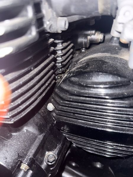 cbr400fフロントブレーキキャリパーブレンボ化についてお尋ねします