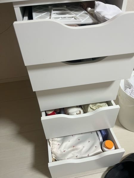 IKEAの棚ですが、引き出しがmaxこれまでしか開きません。おかしいです 