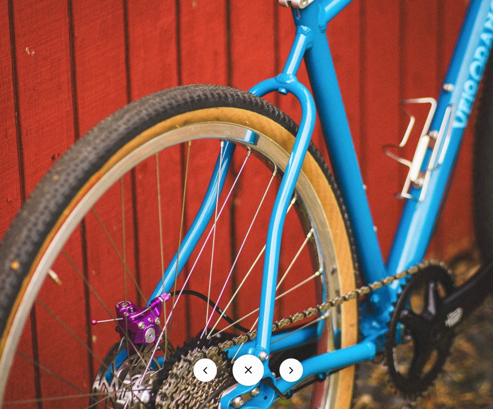 クロスバイクとマウンテンバイクの間くらいの自転車ってあります