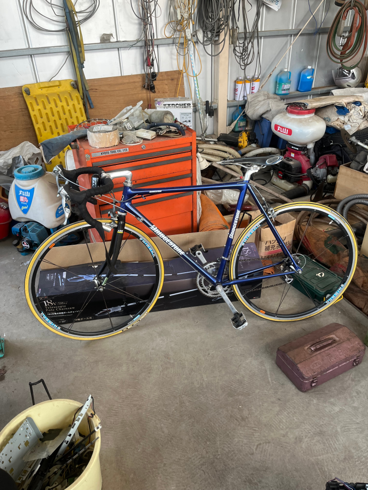 ルイガノ クロスバイク タイヤまだ減ってないです