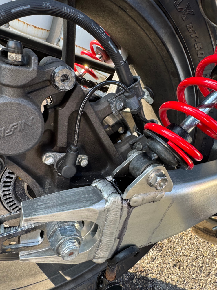 GSX400インパルス GK7CA 純正ブレンボキャリパー　ピストン スズキ純正 キャリパーシール のパーツレビュー | GSX400