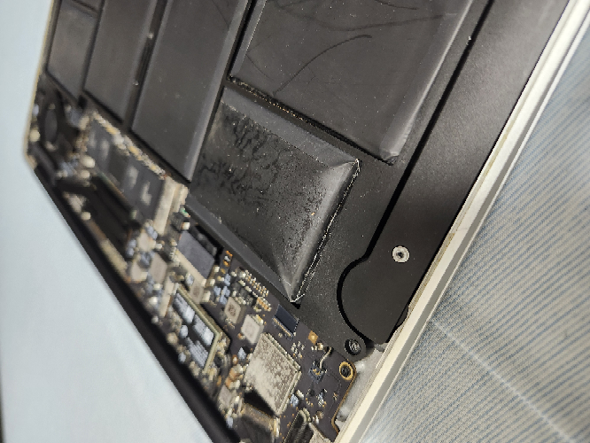 至急(コイン50) - 液晶割れで画面が見えないMacBook - Yahoo