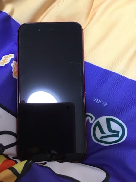 iPhoneSE第二世代ですがアップルだと下取り8000円と言われもっと高