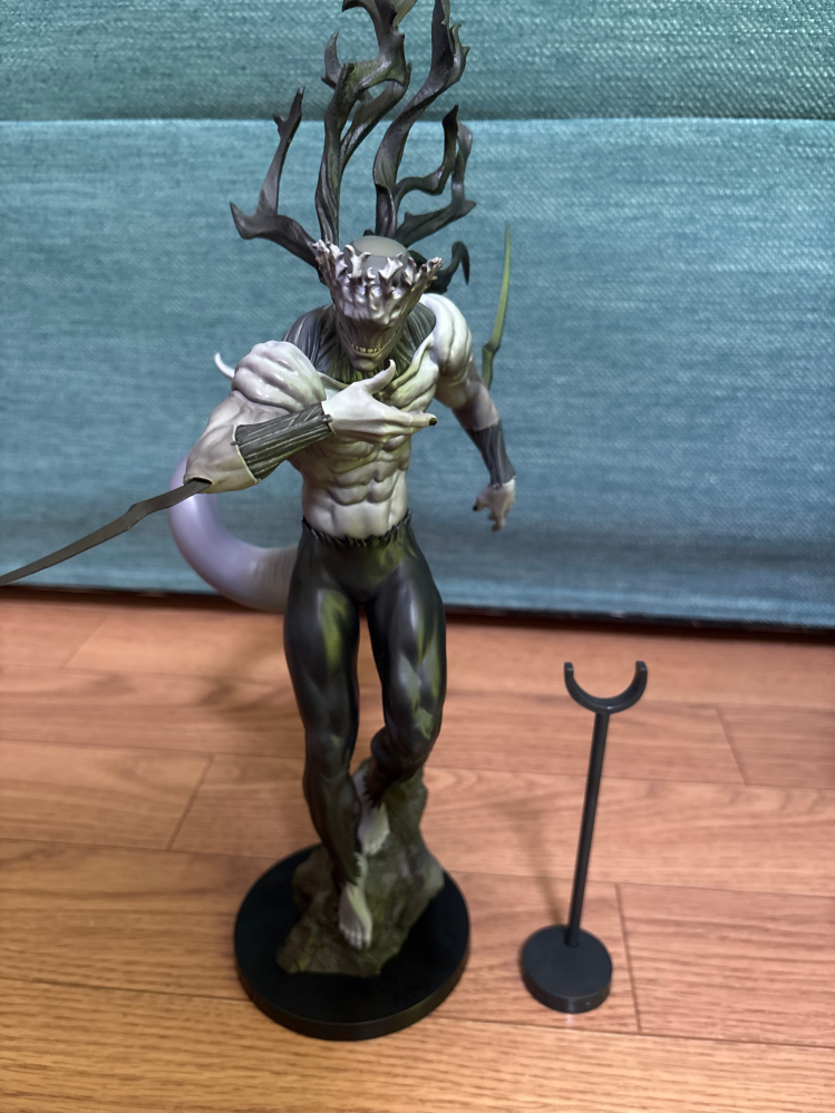 一番くじの呪術廻戦ラストワン賞の真人遍殺即霊体です。右の小さい部品