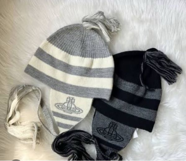 フリマサイトでviviennewestwoodのニット帽を買ったのですが