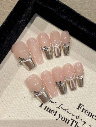 ネイルチップについてです！SHEINで買ったネイルチップをシール