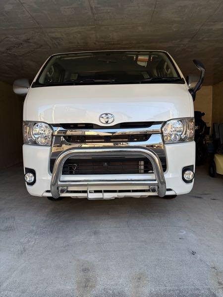 写真のバンパーガードは車検に通るでしょうか？ネジ止めで、溶接等はし