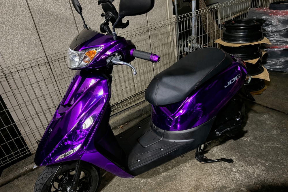 原付を塗装しようと思っているのですがこのぐらいの紫の缶スプレーは 