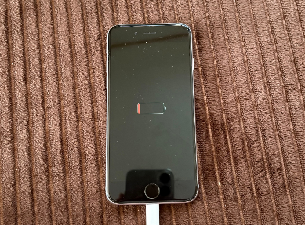 数日前に購入した中古iphoneについて - 昨日まで普通に使っていたip